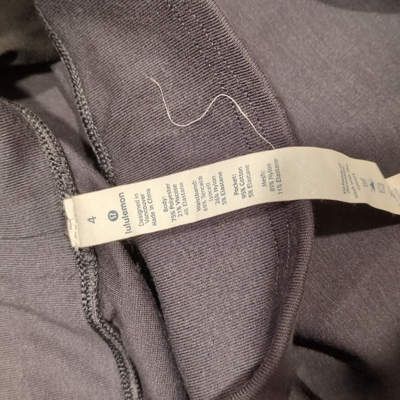 Lululemon Crop Can You Feel the Pleat Crop - Picture 7 of 8